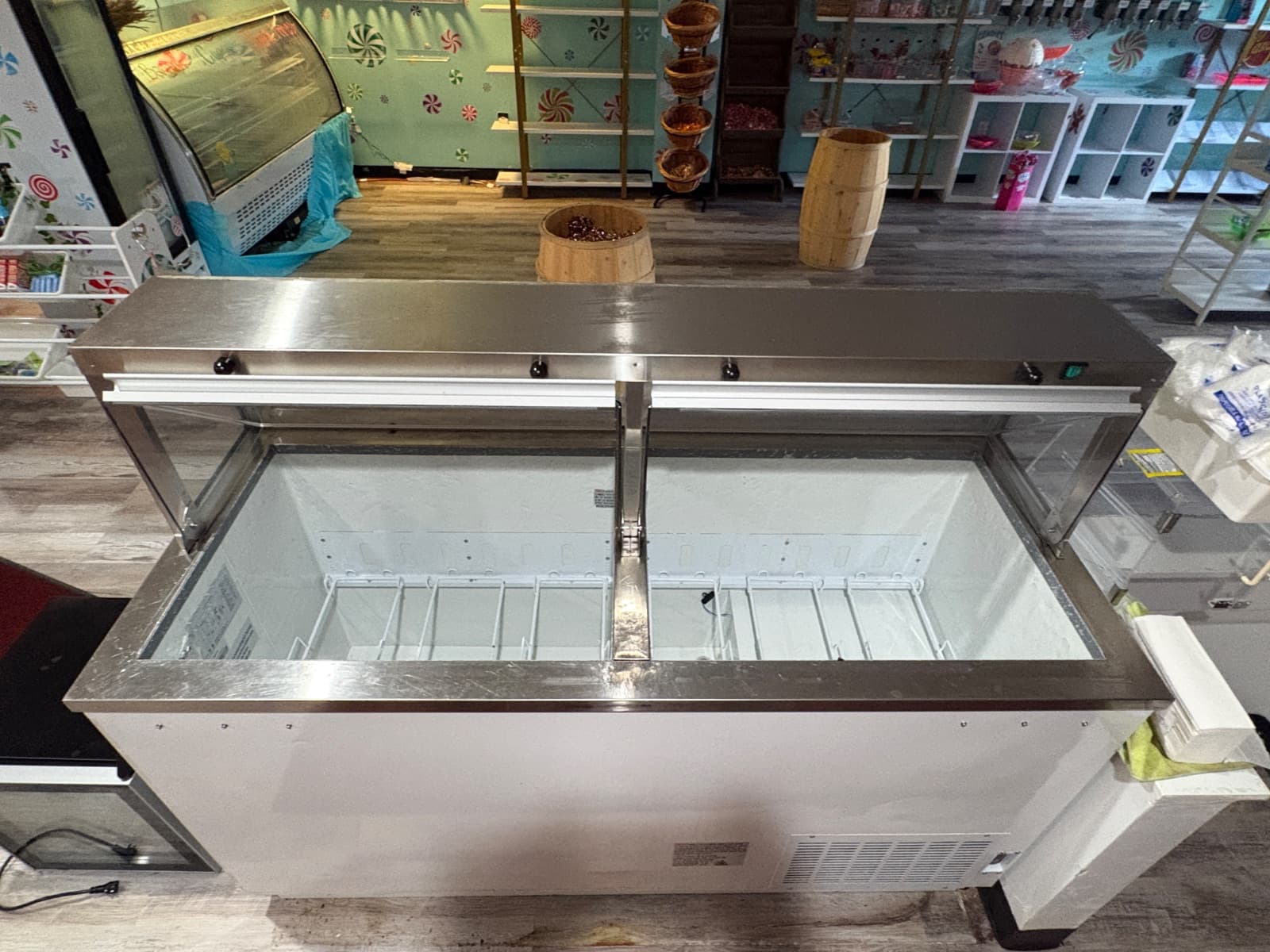 Commercial Ice Cream Freezer
